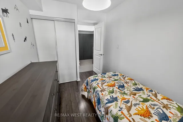 Additional image 39 of 14 Foundry Ave Unit 117