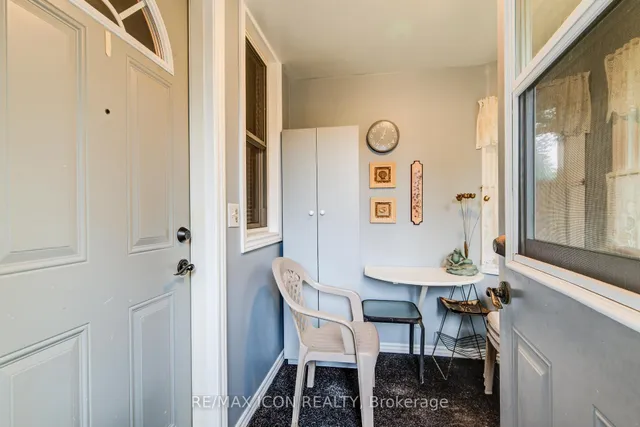 Additional image 35 of 105 Lorne Cres