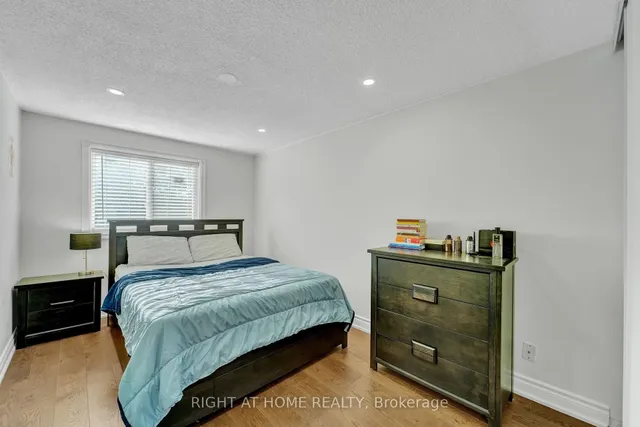 Additional image 30 of 105 Hupfield Tr