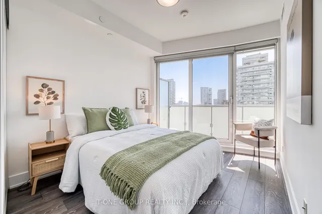 Additional image 17 of 403 Church St Unit 2102