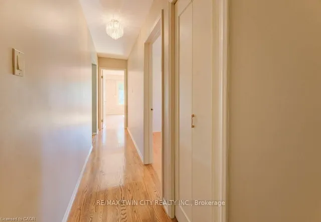 Additional image 22 of 12 Old York Cres