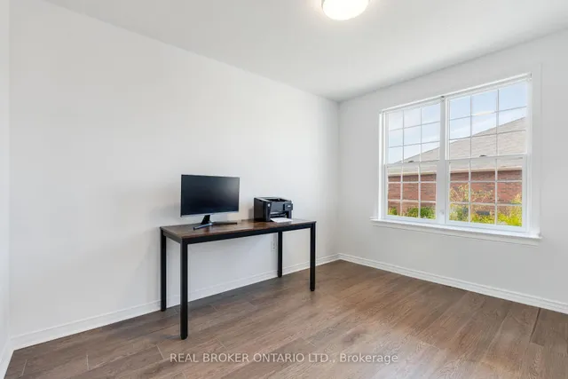 Additional image 16 of 35 Strangford Lane Unit 301