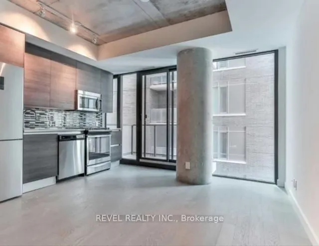 111 Bathurst St Unit 1501