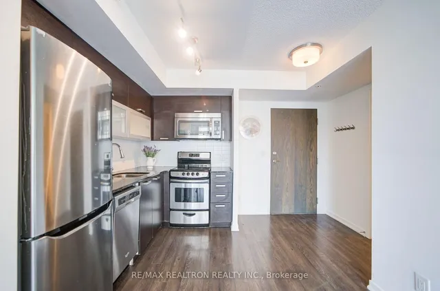 Additional image 7 of 68 Abell St Unit 727