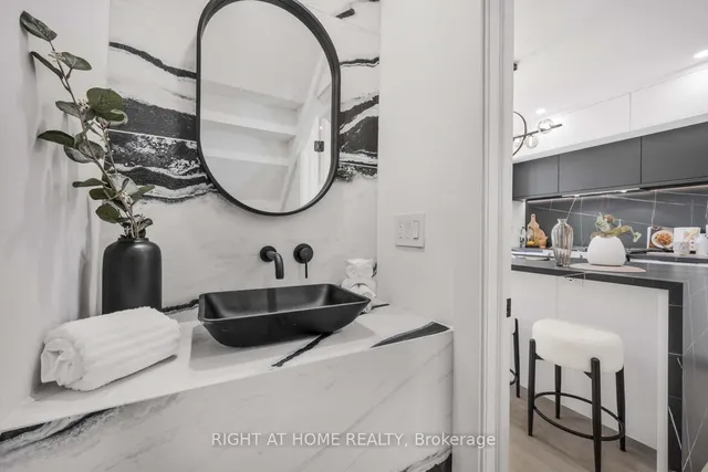 Additional image 21 of 324 Lee Ave