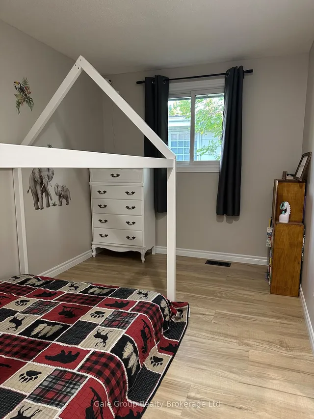 Additional image 9 of 19 Greendale Cres