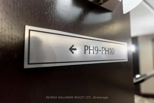 Additional image 4 of 10 Queens Quay Unit Ph9