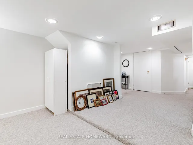 Additional image 31 of 87 Harcourt Ave