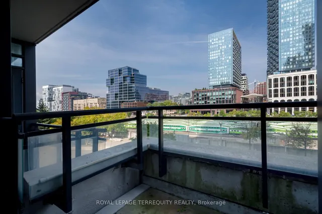 Additional image 28 of 25 Capreol Crt Unit 303