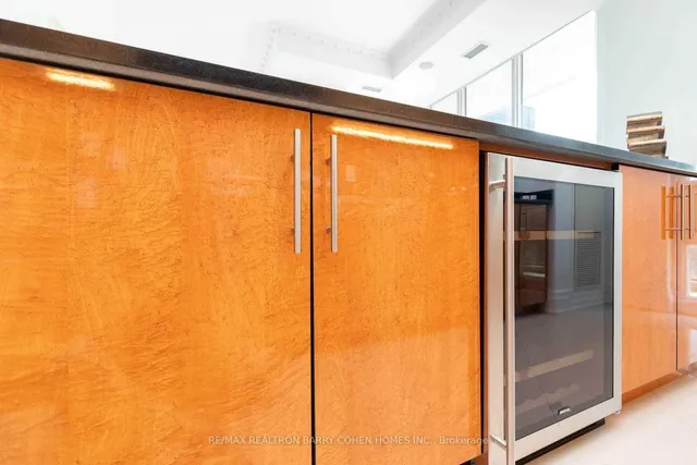 Additional image 19 of 16 Harbour St Unit 5101