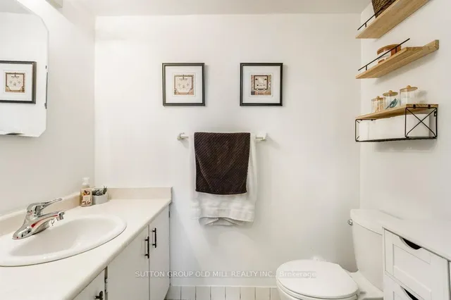 Additional image 33 of 25 Sunrise Ave Unit 306