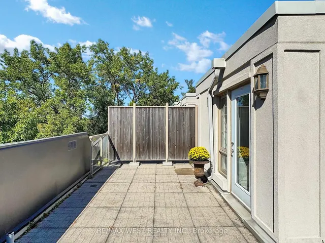 Additional image 30 of 20 Burkebrook Pl Unit Th 14