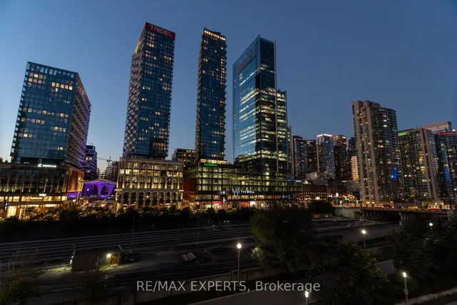 Additional image 20 of 25 Capreol Crt Unit 506