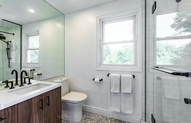 Additional image 12 of 64 Westrose Ave