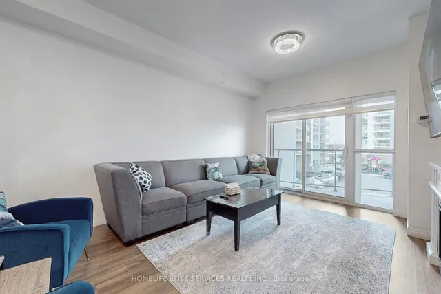 Additional image 8 of 2152 Lawrence Ave Unit 210