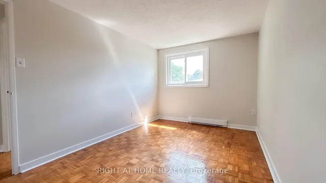 Additional image 28 of 160 Jansen Ave Unit 32