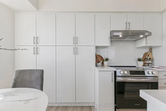 Additional image 12 of 18 Kenaston Gdns Unit 1307