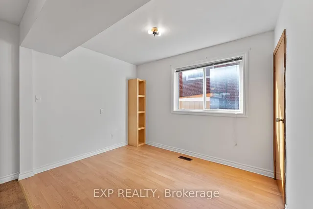 Additional image 10 of 160 Varsity Rd