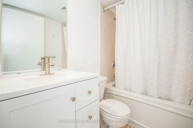 Additional image 5 of 36 Lee Centre Dr Unit 3102