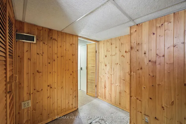 Additional image 29 of 49 Rawlinson Ave