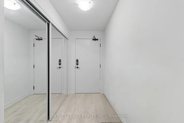 Additional image 16 of 70 Princess St Unit 2706 E