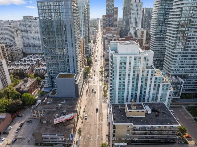 Additional image 42 of 212 Eglinton Ave Unit 605