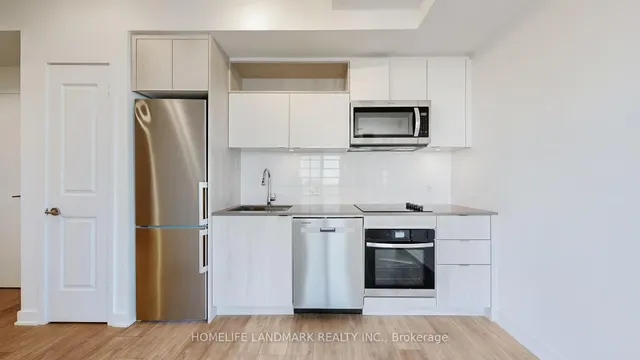 Additional image 43 of 100 Dalhousie St Unit PH04