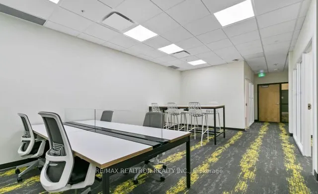 Additional image 39 of 104 Garment St Unit 1310