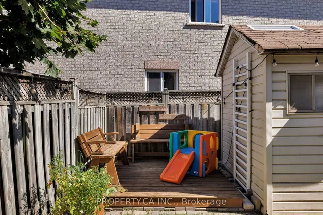Additional image 39 of 42 West Oak Cres