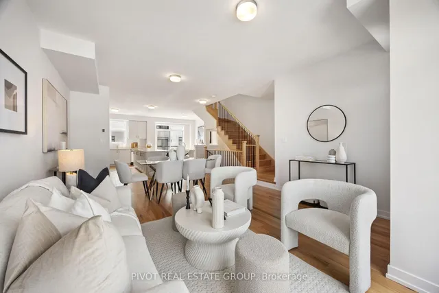 Additional image 25 of 26 Danielle Moore Circ