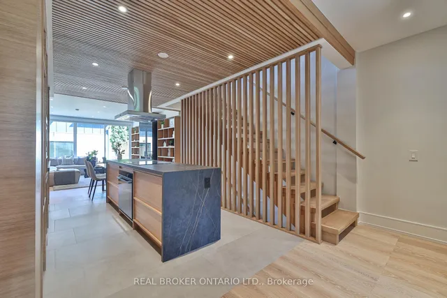 Additional image 6 of 273 Grace St