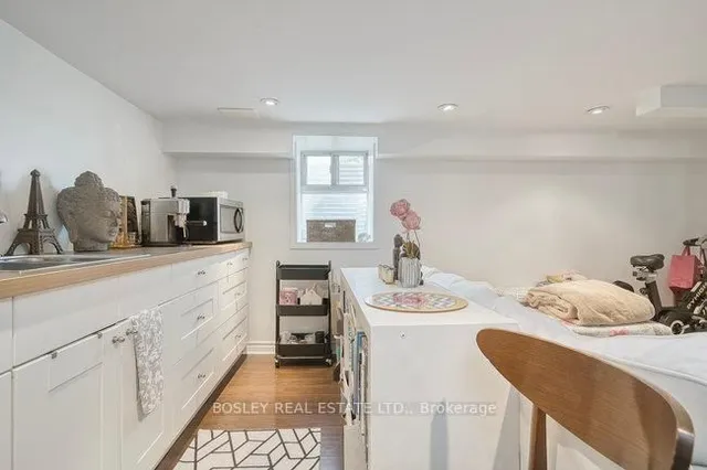 Additional image 39 of 140 Dovercourt Rd