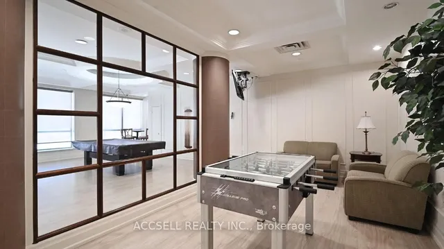 Additional image 32 of 5233 Dundas St Unit 1816