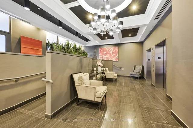 Additional image 4 of 3563 Lake Shore Blvd Unit 212