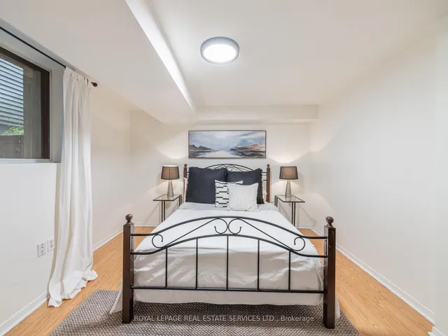 Additional image 31 of 490 Windermere Ave