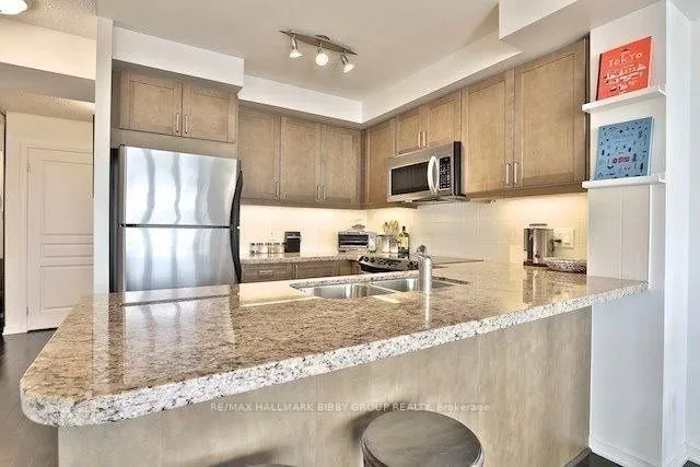 Additional image 10 of 308 Palmerston Ave Unit 305