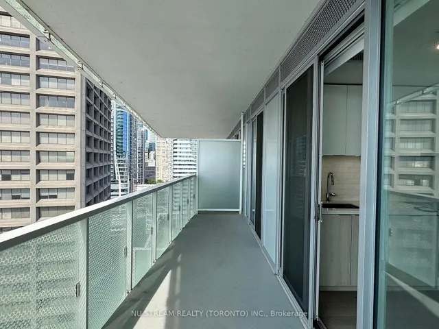 Additional image 10 of 15 Queens Quay East Quay Unit 2106