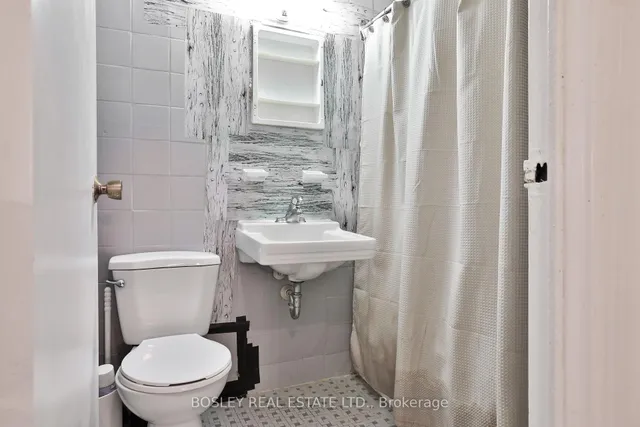 Additional image 10 of 160 The Donway Unit 110