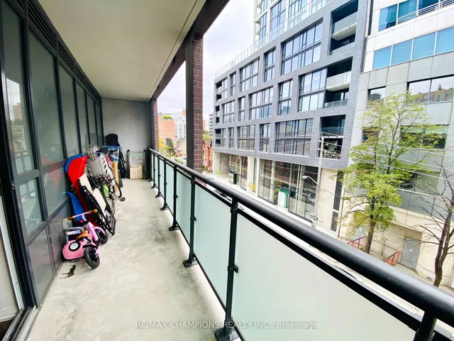 Additional image 7 of 460 Adelaide St Unit 523