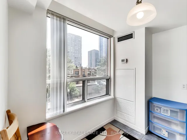 Additional image 18 of 100 Upper Madison Ave Unit 203