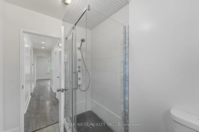 Additional image 24 of 38 Feltham Ave