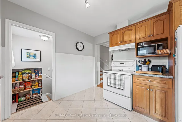 Additional image 12 of 10 Inlet Ave