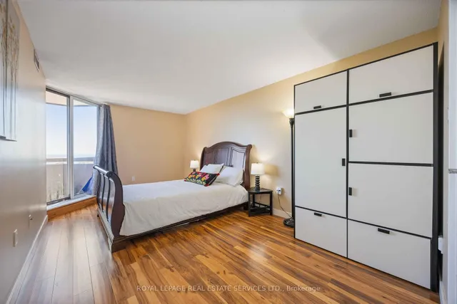 Additional image 19 of 3845 Lakeshore Blvd Unit 1410