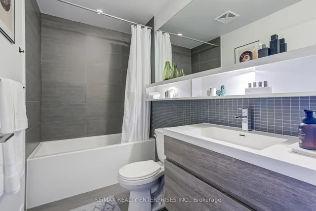 Additional image 20 of 1239 Dundas St Unit 204