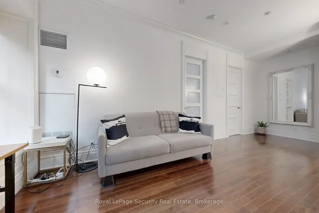 Additional image 14 of 22 Leader Lane Unit 323