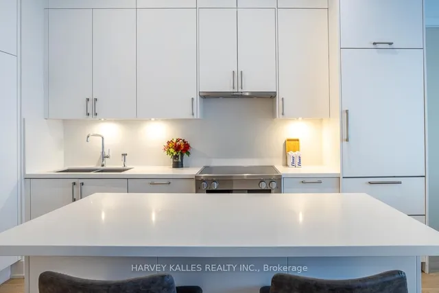 Additional image 6 of 111 St Clair Ave Unit 1013