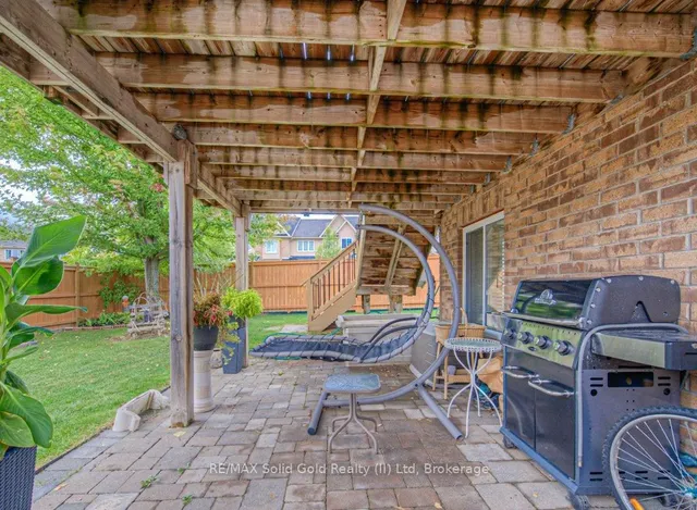 Additional image 30 of 970 Zeller Cres