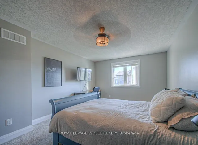 Additional image 31 of 286 Tall Grass Cres