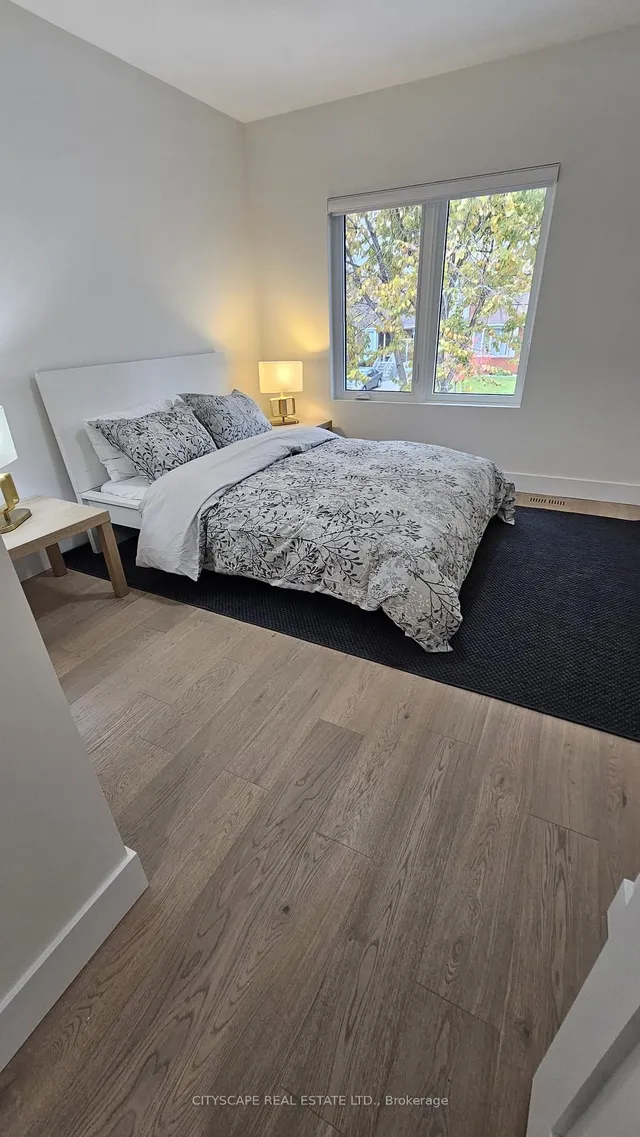 Additional image 18 of 100A Brenda Cres