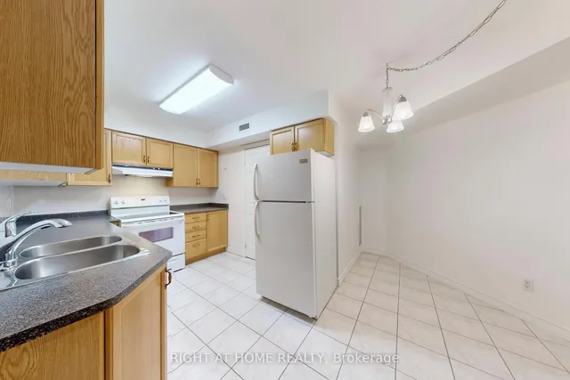 Additional image 19 of 211 Randolph Rd Unit 310